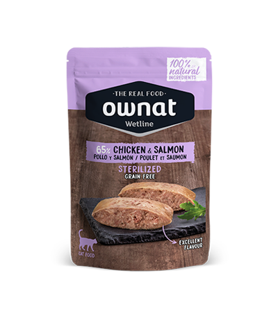OWNAT Pollo & Salmón Esterilizado